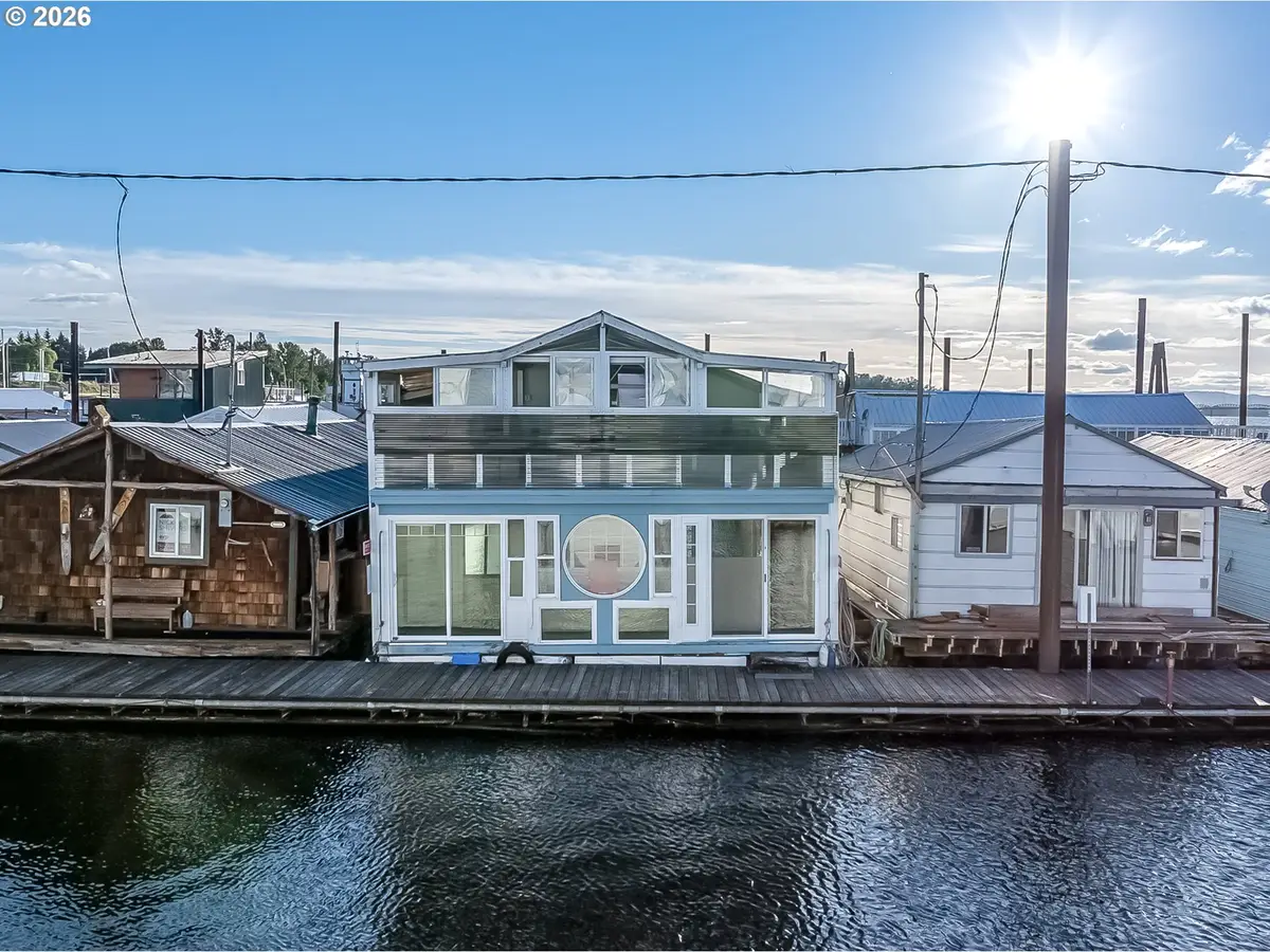 2901 NE Marine Dr, Portland, OR 97211 - #1