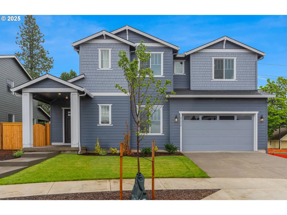 27238 SW Yarrow Ln, Wilsonville, OR 97070 - Image #1