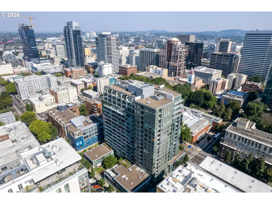 1221 SW 10th Ave, Portland, OR 97205 - #2