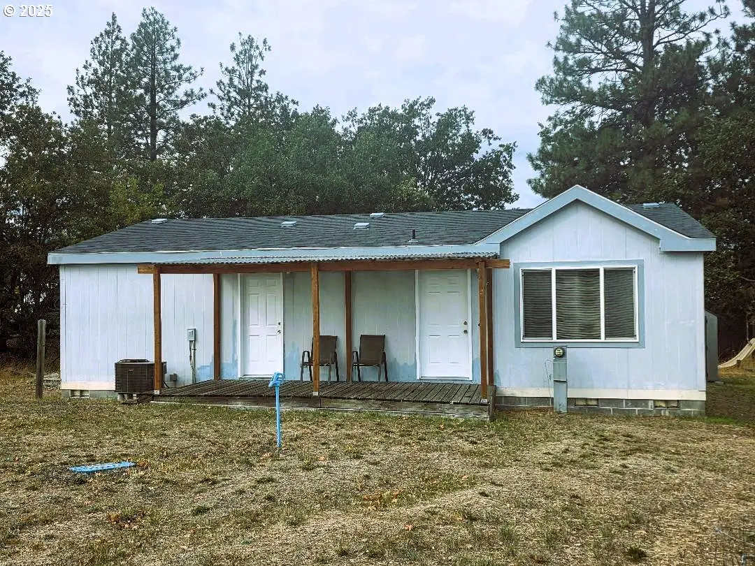 18 S Appleman Rd, Pine Hollow, OR 97063 - Image #1