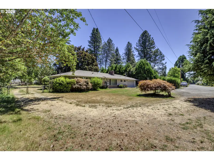 3027 Raymond St, Forest Grove, OR 97116 - #2