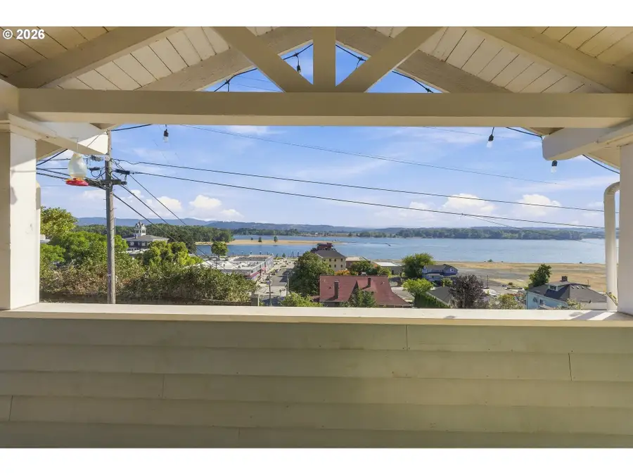 301 S 2nd St, Saint Helens, OR 97051 - #3