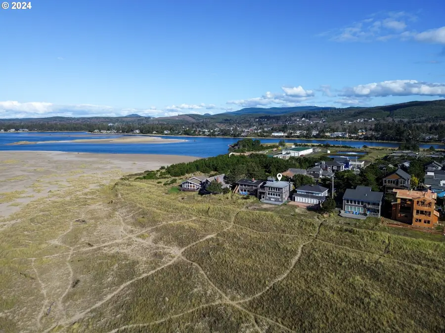 1807 N Prom, Seaside, OR 97138 - #3