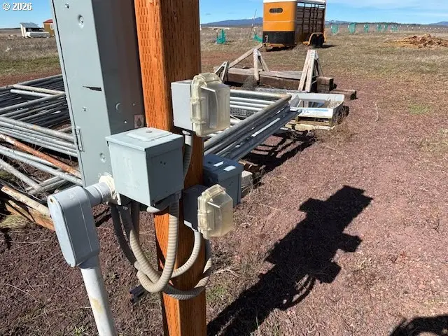 173 Three Spurs Loop, Goldendale, WA 98620 - #2