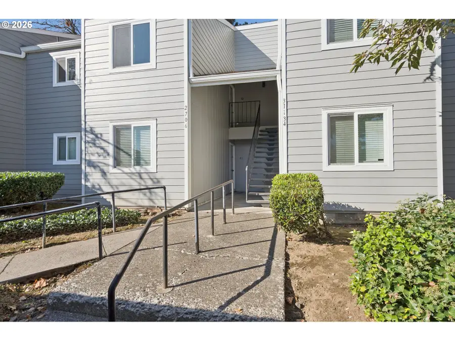 2706 SE 138th Ave #32, Portland, OR 97236 - #3