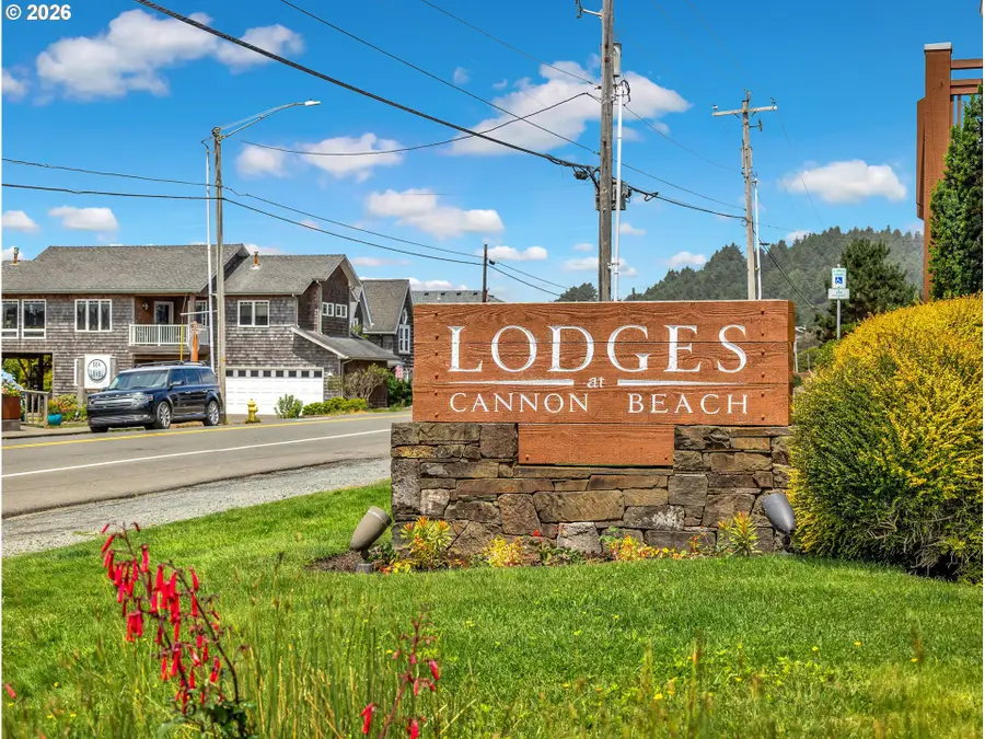 132 E Surfcrest Ave #A2-D, Cannon Beach, OR 97110 - #3