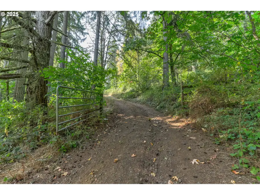 NW Arcadia #15-17, Portland, OR 97231 - Image #3