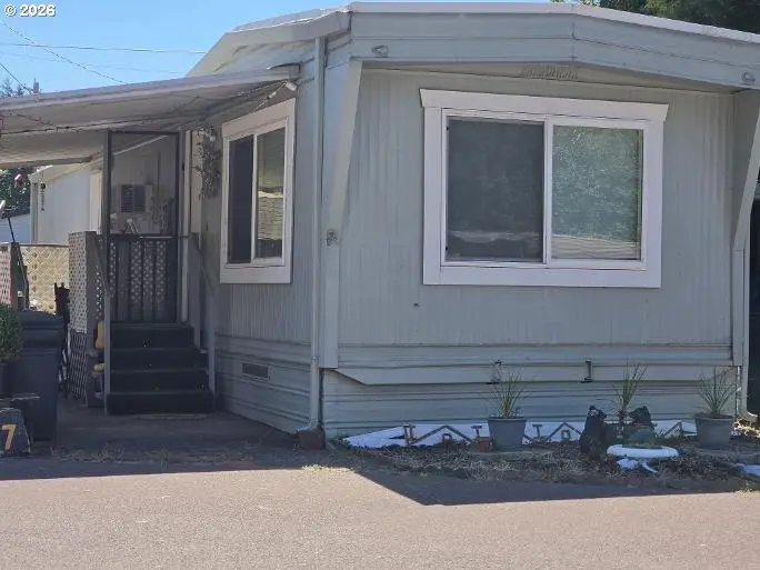 3950 Coburg Rd #7, Eugene, OR 97408 - #1