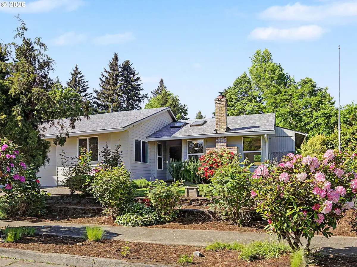 15893 NE Holladay St, Portland, OR 97230 - #1