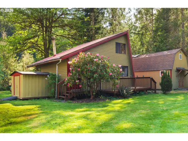 8216 Rose Valley Rd, Kelso, WA 98626