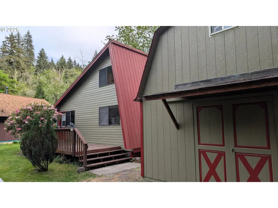 8216 Rose Valley Rd, Kelso, WA 98626 - #2