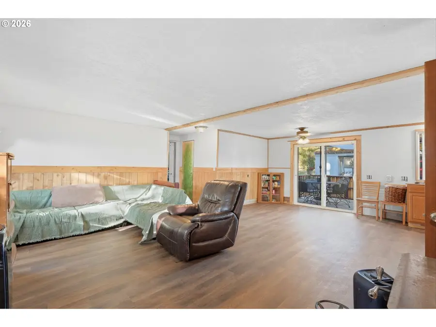 36451 S Sawtell Rd #8, Molalla, OR 97038 - #3