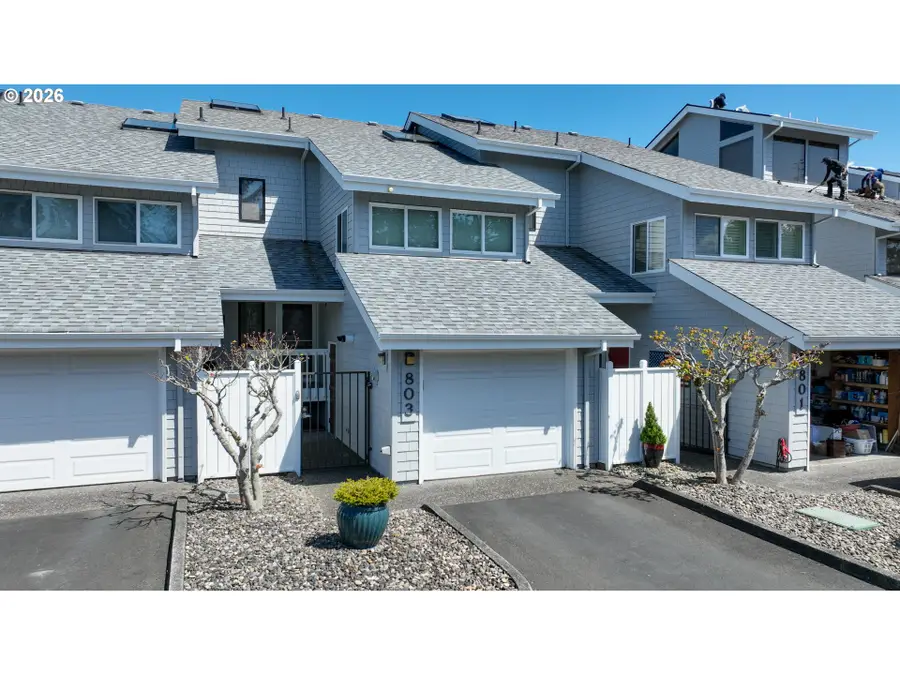 803 5th Ave #18, Hammond, OR 97121 - #2
