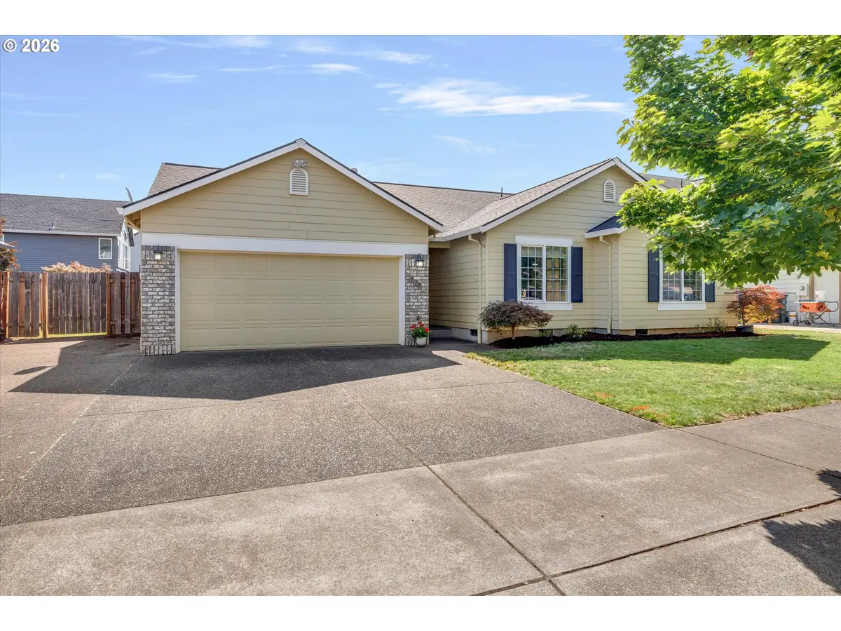 1172 S Sycamore St, Canby, OR 97013 - #1