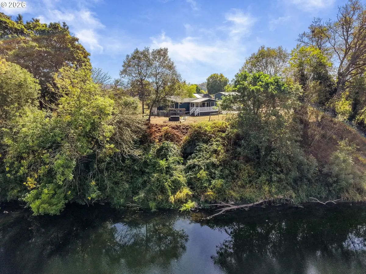2640 Austin Rd, Roseburg, OR 97471 - #1