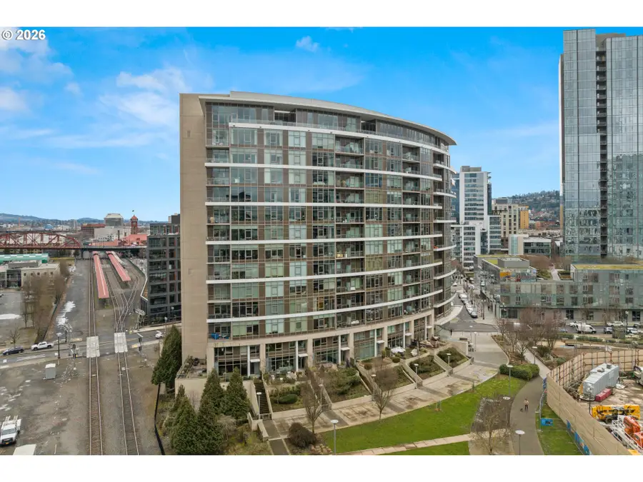 949 NW Overton St #301, Portland, OR 97209 - Image #2
