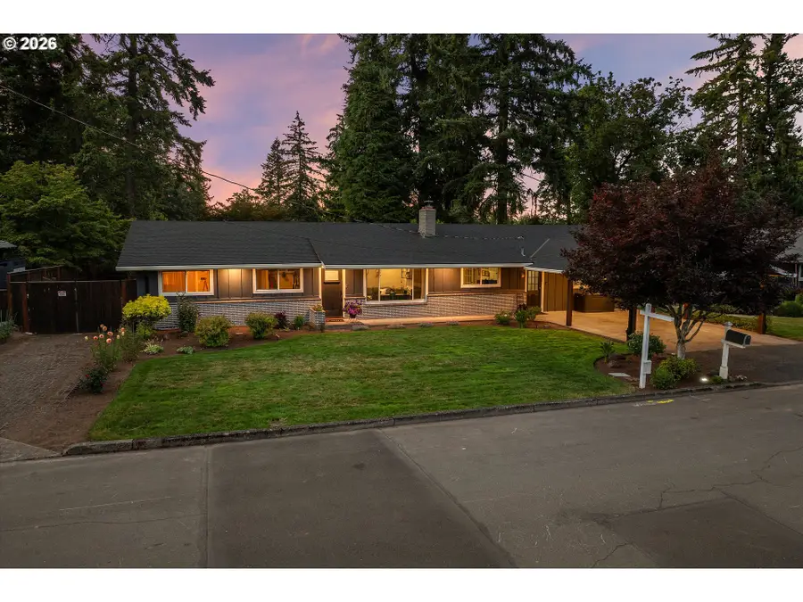 235 Barclay Ave, Oregon City, OR 97045 - #2