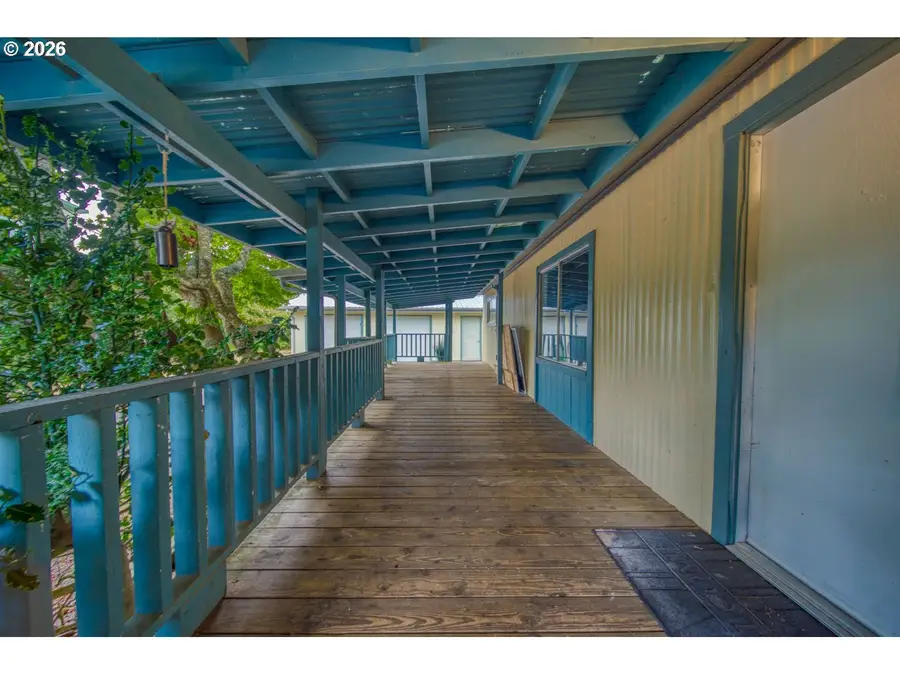 615 Tiara St, Lakeside, OR 97449 - #3
