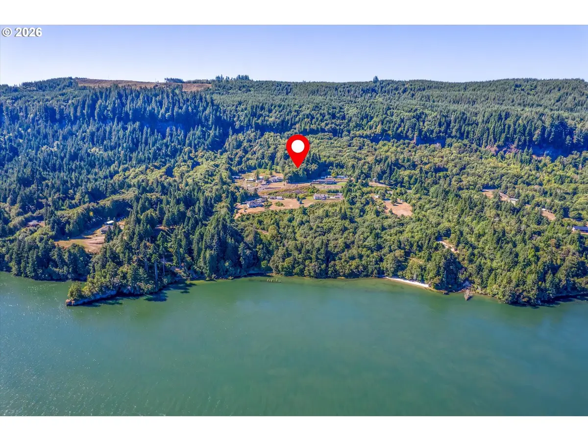 1669 E State Route 4, Cathlamet, WA 98612 - #1