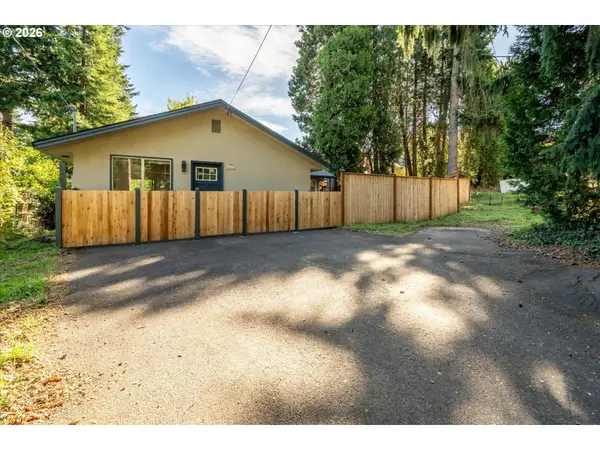 3437 Storey Blvd, Eugene, OR 97405