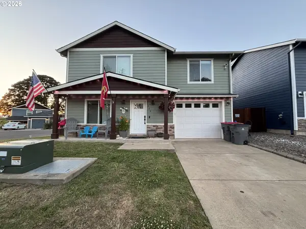 408 Sunset Ct, Amity, OR 97101