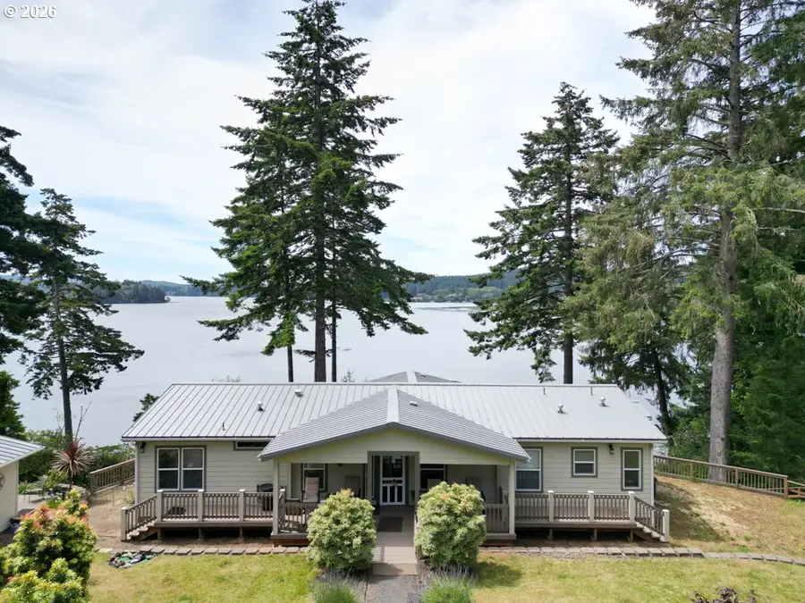 83235 Clear Lake Rd, Florence, OR 97439 - #2