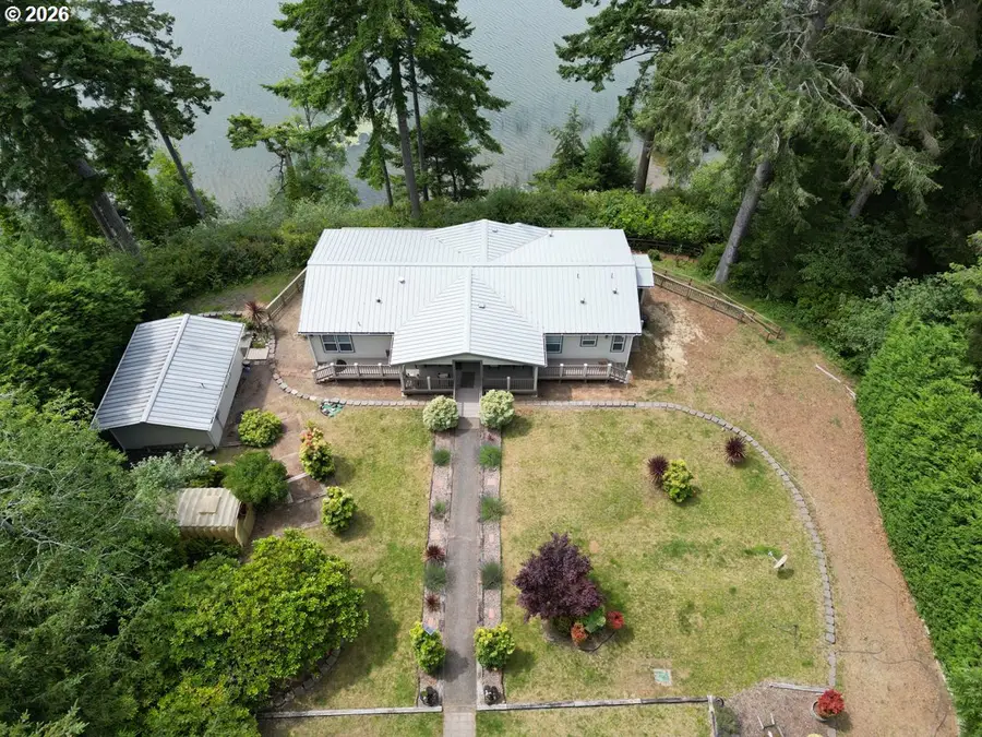 83235 Clear Lake Rd, Florence, OR 97439 - #3