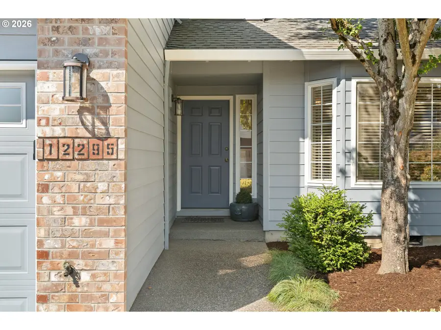 12295 SW Anton Dr, Portland, OR 97223 - #2