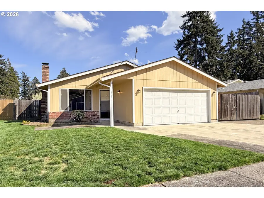 722 NE 197th Ave, Portland, OR 97230 - #3