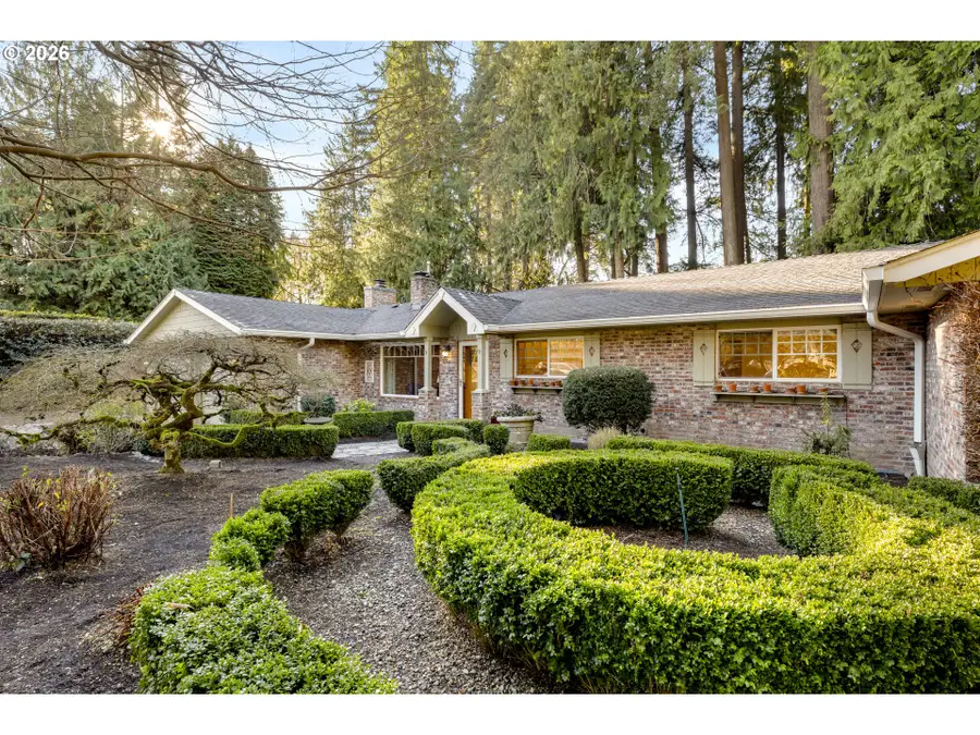 4520 Calaroga Dr, Northwest Clackamas, OR 97068 - #3