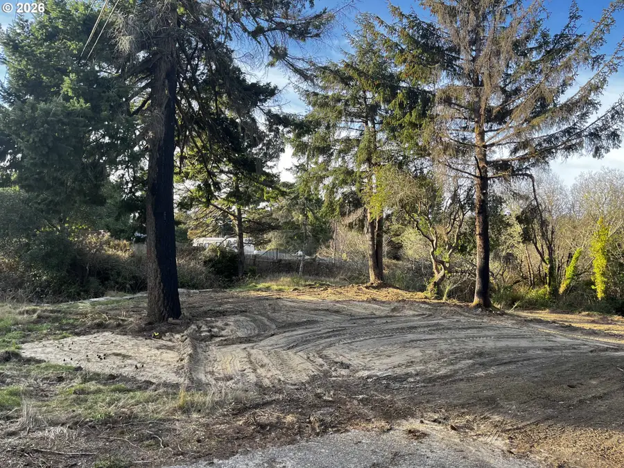 88336 Hwy 101, Florence, OR 97439 - Image #3