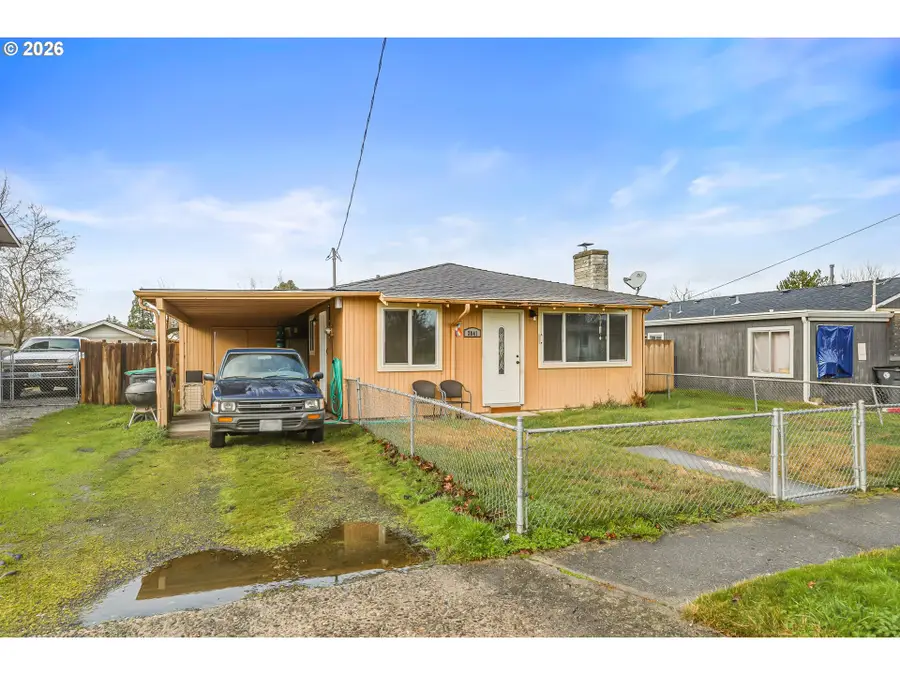 2841 Howard Ave, Medford, OR 97501 - Image #2