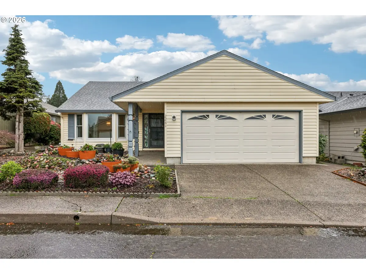 2261 NE 153rd Ave, Portland, OR 97230 - #1