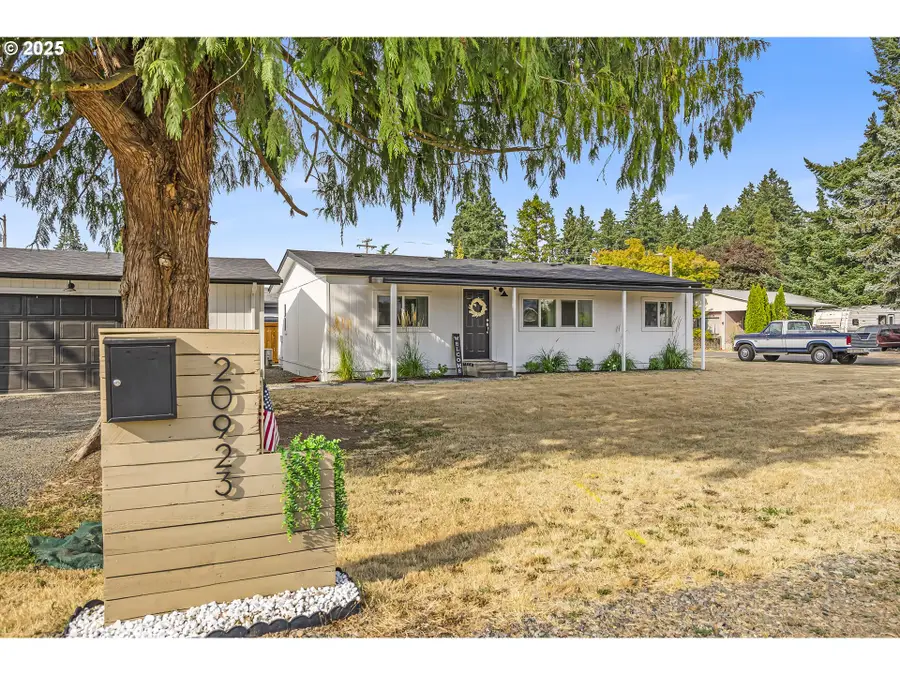 20923 NE Filbert St, Aurora, OR 97002 - Image #2