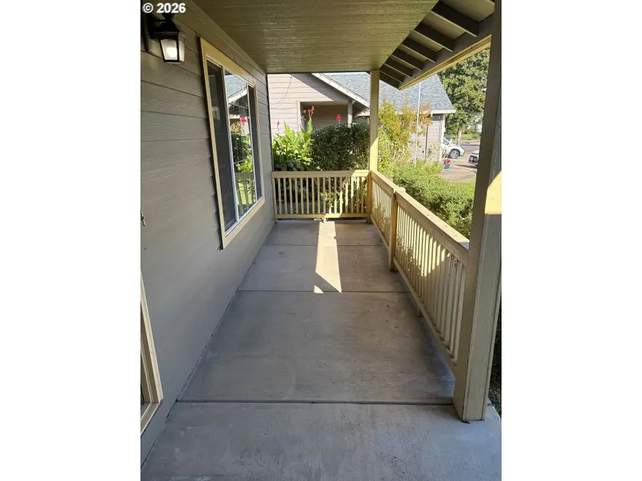 6087 Geyser Peak Pl, Eugene, OR 97402 - #3
