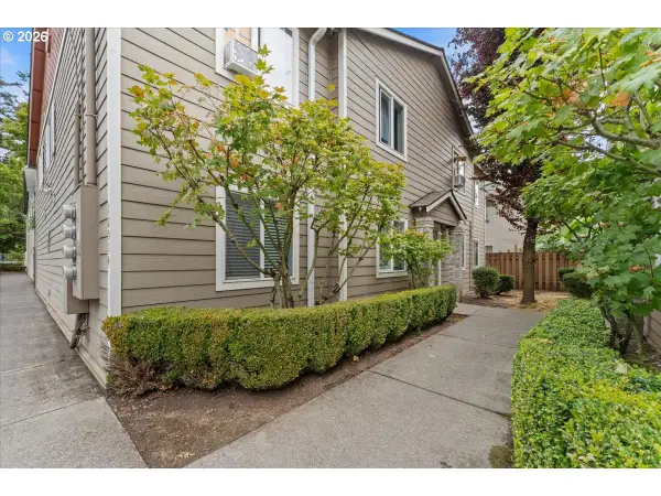 12014 SE Bush St #A, Portland, OR 97266