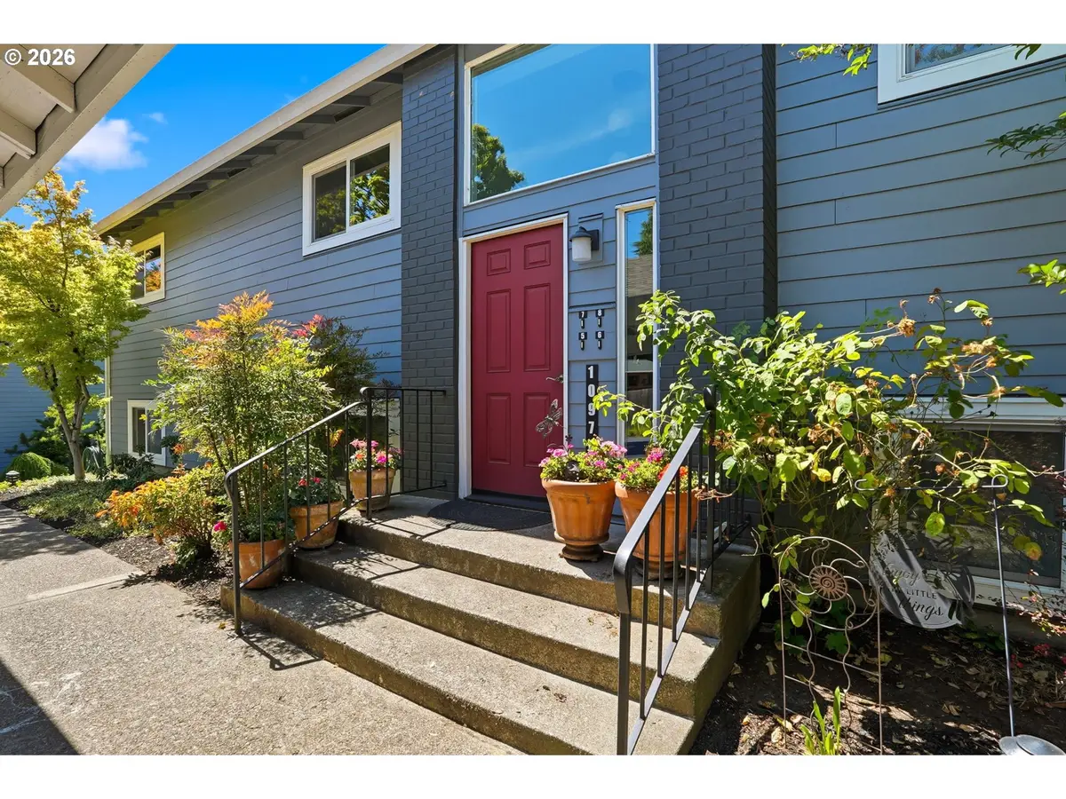 10970 SW Meadowbrook Dr, Tigard, OR 97224 - #1