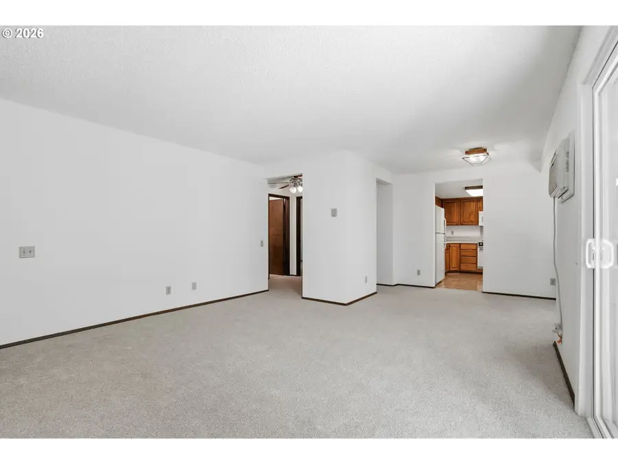 10970 SW Meadowbrook Dr, Tigard, OR 97224 - #3