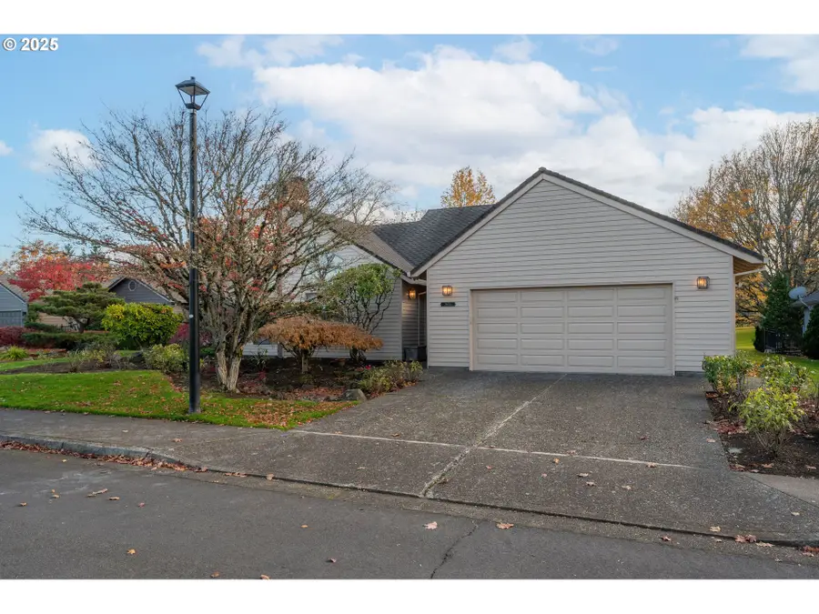 7104 SW Chapel Ln, Portland, OR 97223 - Image #3