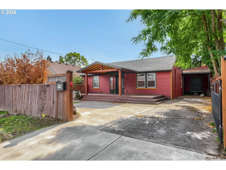 8738 NE Humboldt St, Portland, OR 97220 - #3