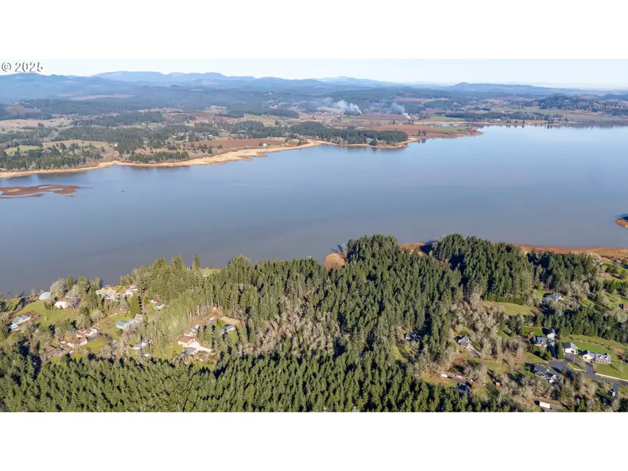 Umanski, Veneta, OR 97487 - Image #2