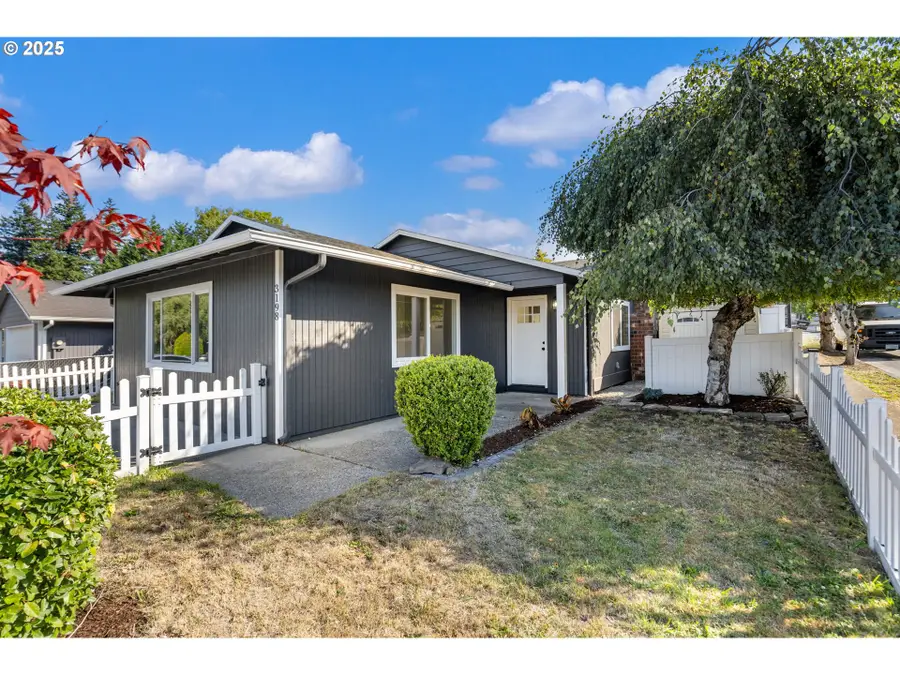 3198 SW 16th Cir, Gresham, OR 97080 - Image #3