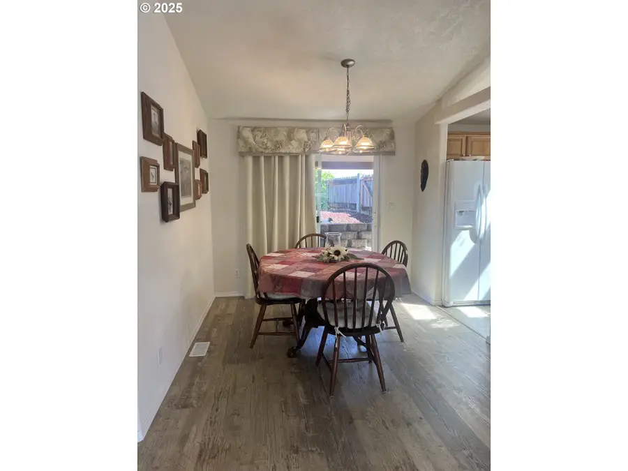 100 River Bend Rd #1, Reedsport, OR 97467 - Image #2