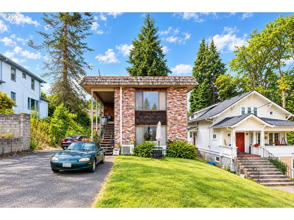 110 W C St, Rainier, OR 97048
