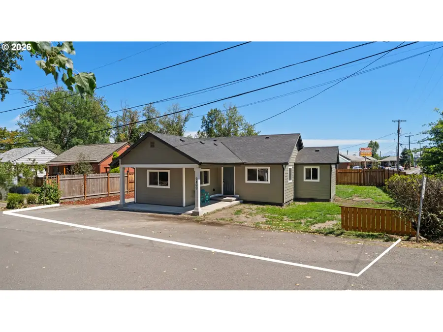 9400 NE Gertz Ct, Portland, OR 97211 - #3