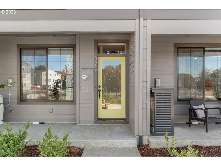 3421 SE Everwood Ln, Hillsboro, OR 97123 - Image #2