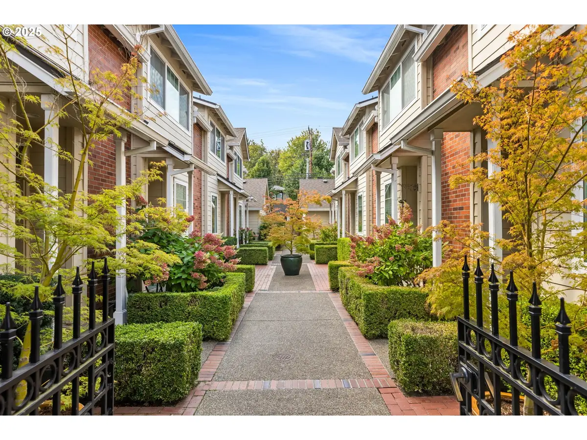 436 5th St, Lake Oswego, OR 97034 - Image #1