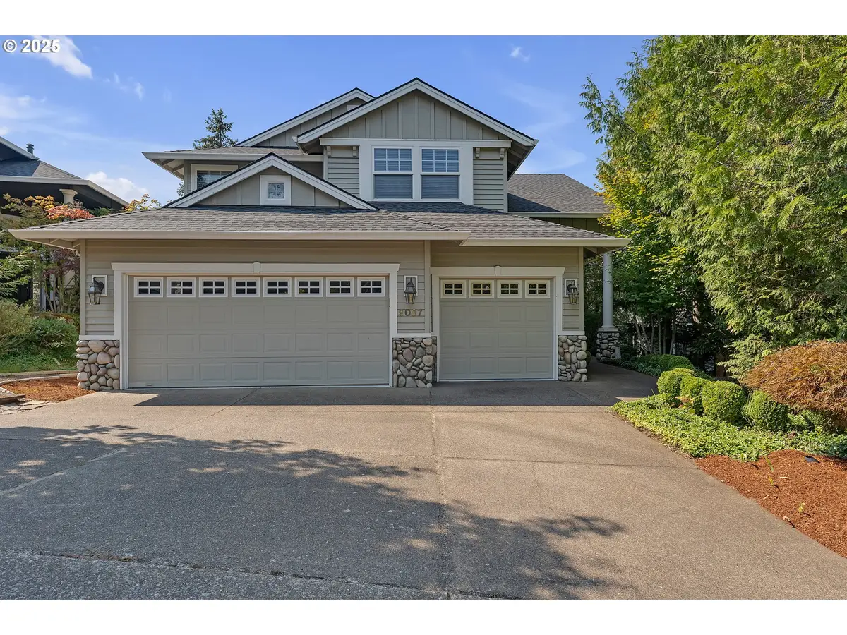 9087 SE Highgate Dr, Northwest Clackamas, OR 97086 - Image #1