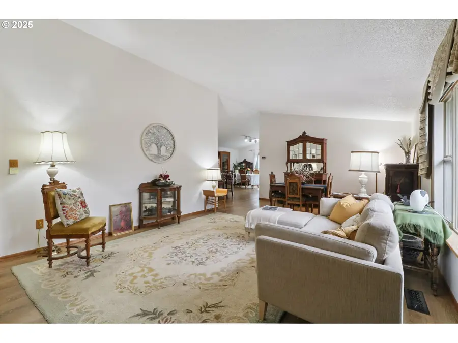 31563 SE Lusted Rd, Gresham, OR 97080 - Image #3