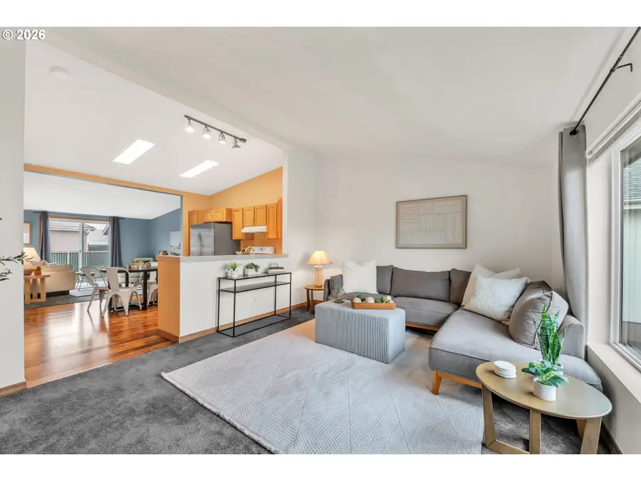 5268 Olympic Cir, Eugene, OR 97402 - Image #3